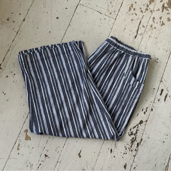 Chico's Cotton Stripe Capri Pants - Picture 3 of 8